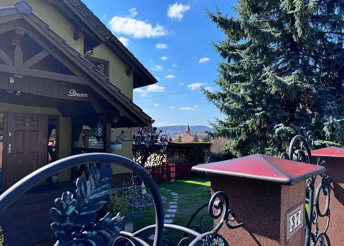 Panorama Trzech Gor Z Sauna I Jacuzzi Gasthuis 3*