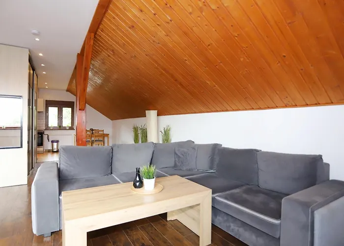 Gasthuis Panorama Trzech Gor Z Sauna I Jacuzzi Wałbrzych